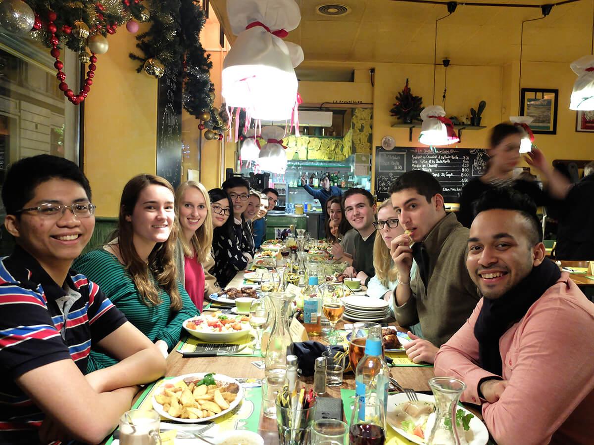 Students on Geneva Study group enjoying a meal