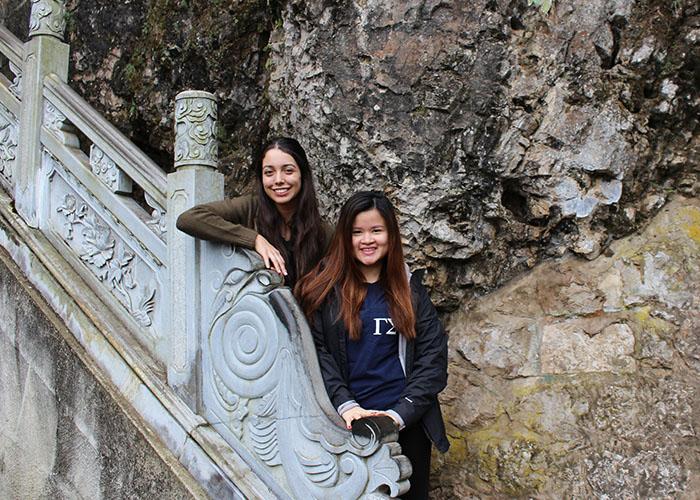 SOAN students on China extended study trip.