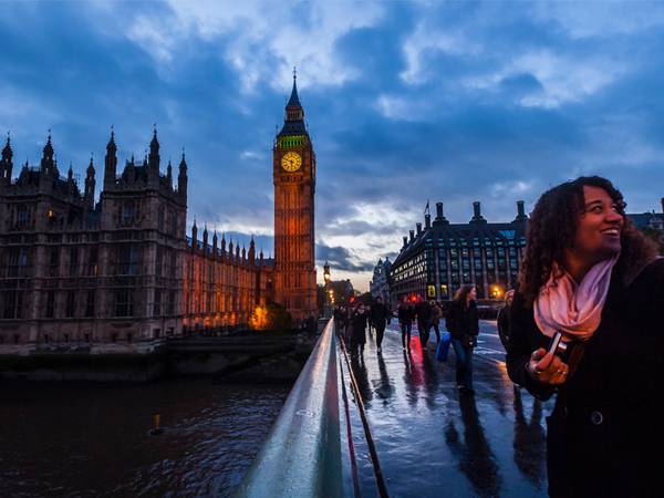Manchester Study Group students travel to London together to further explore England. Some students visited sites such as the London Bridge, the Tower Bridge, and Big Ben during their travels.