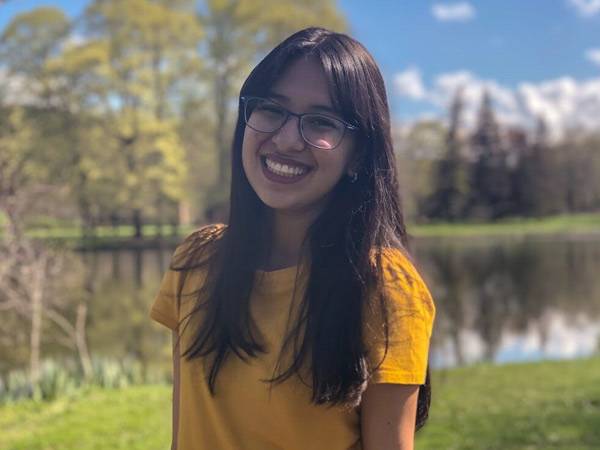 Portrait of Emily Cruz Gonzalez ’21