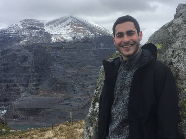Portrait of Eric Fishbin ’20