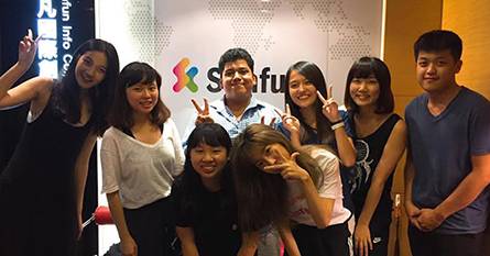 Jonathan Morales ’18 interns at Sunfun Info Co. in Taiwan
