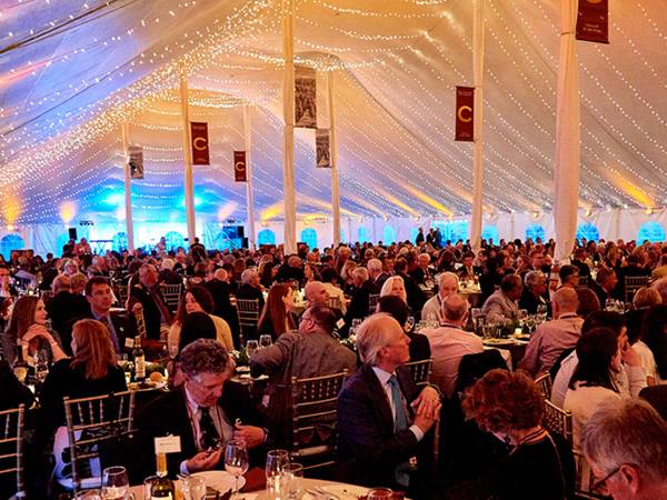 Presidents’ Circle members gather at their annual dinner, held at the Bicentennial all-class reunion.