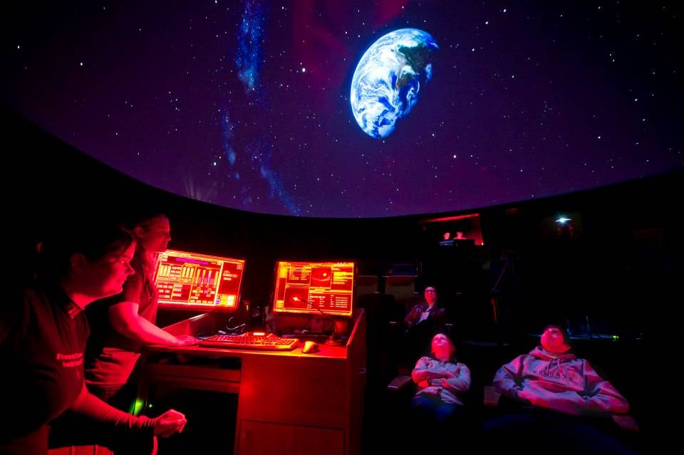Students in Vis Lab