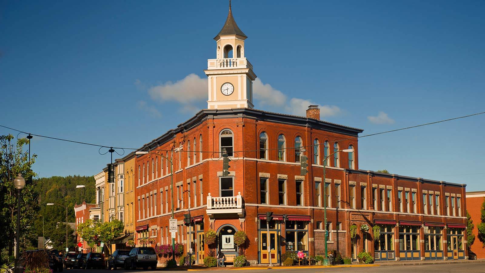 The exterior of the Colgate Bookstore in downtown Hamilton