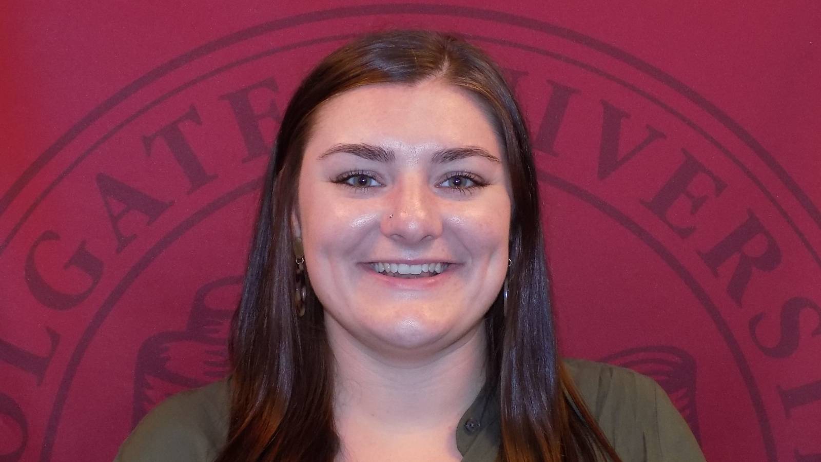 Decker, Amber - headshot