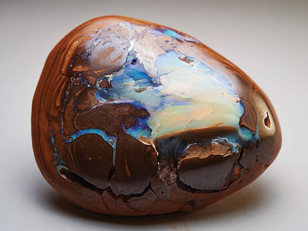 Sample of boulder opal