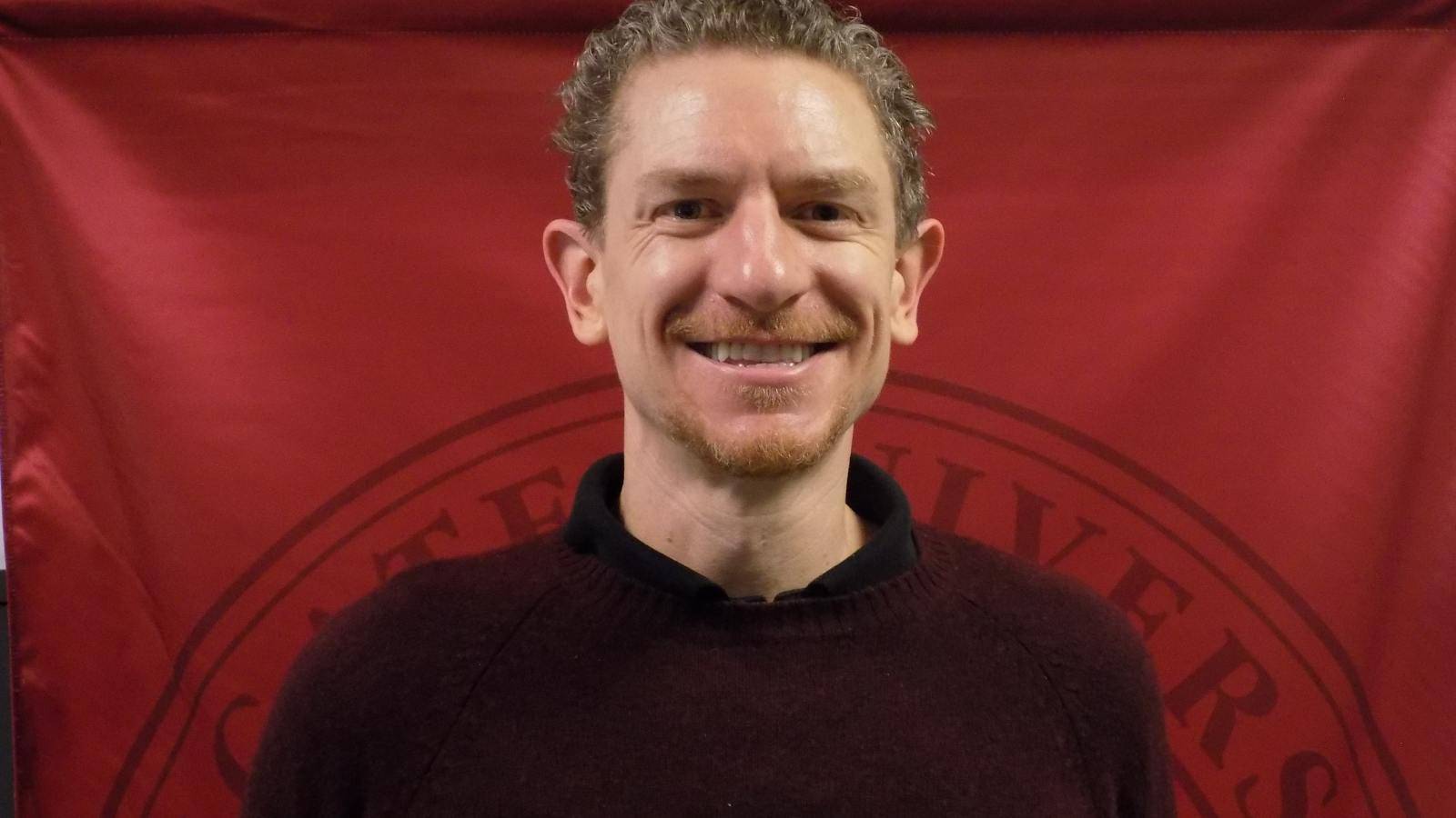 Ahrens, Daniel headshot