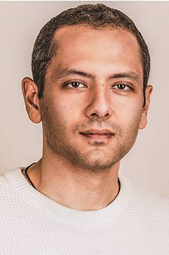 Omar El Akkad headshot