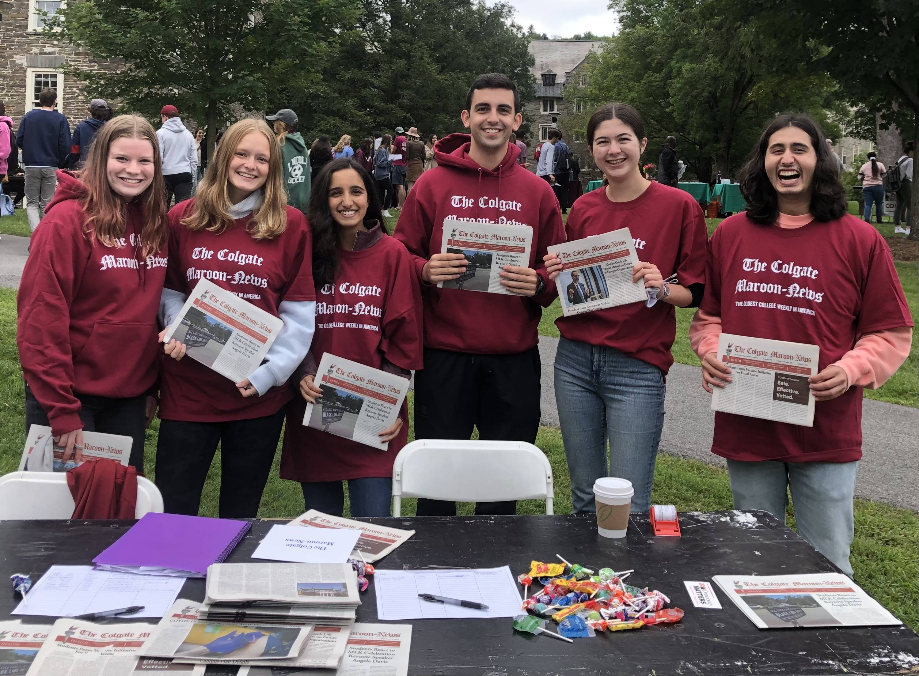 Josie and fellow Maroon News editors at the fall 2021 club fair