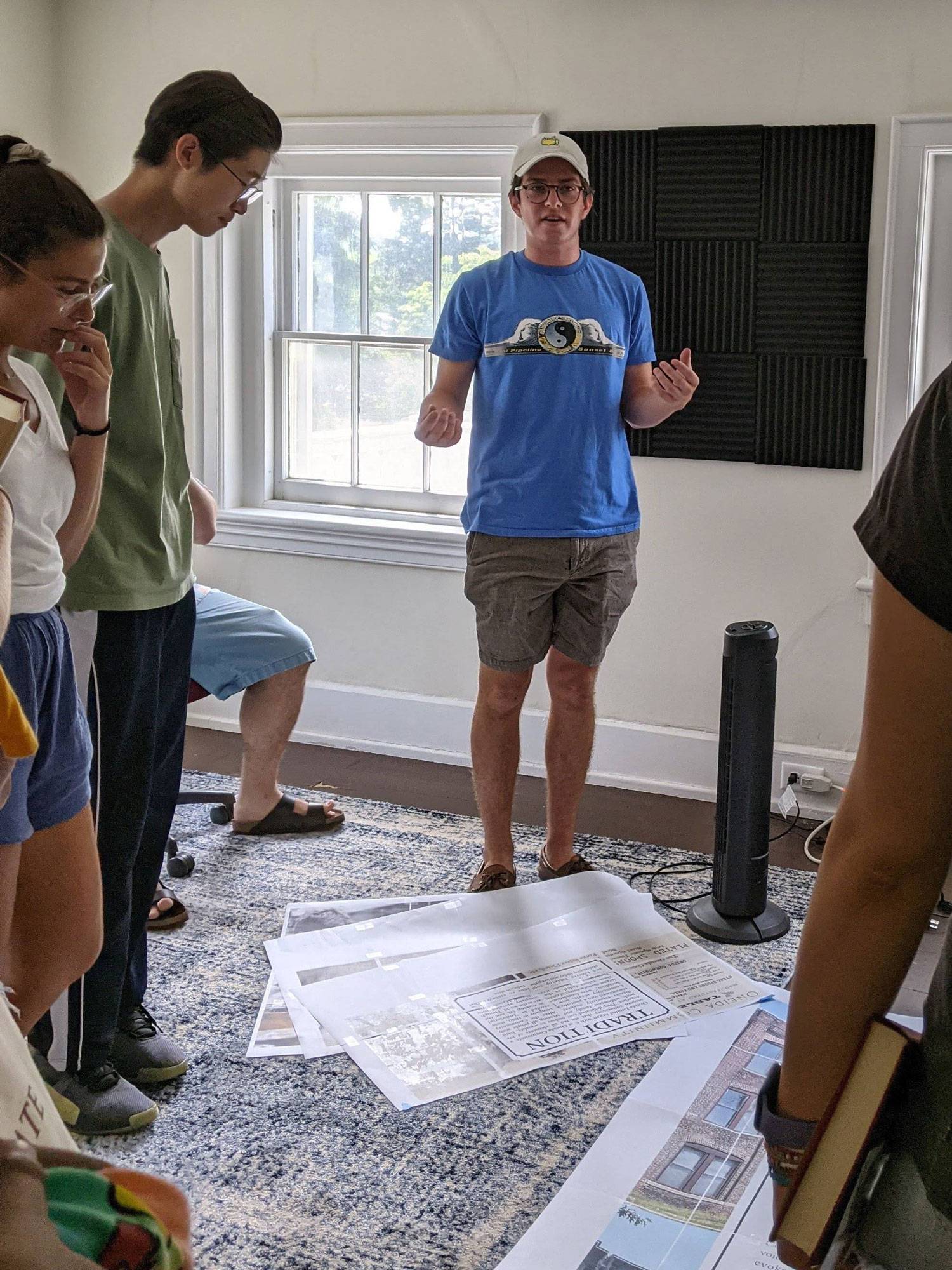 Stuart Sopko speaks to tour participants