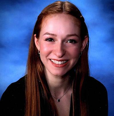 Piper Schneider headshot