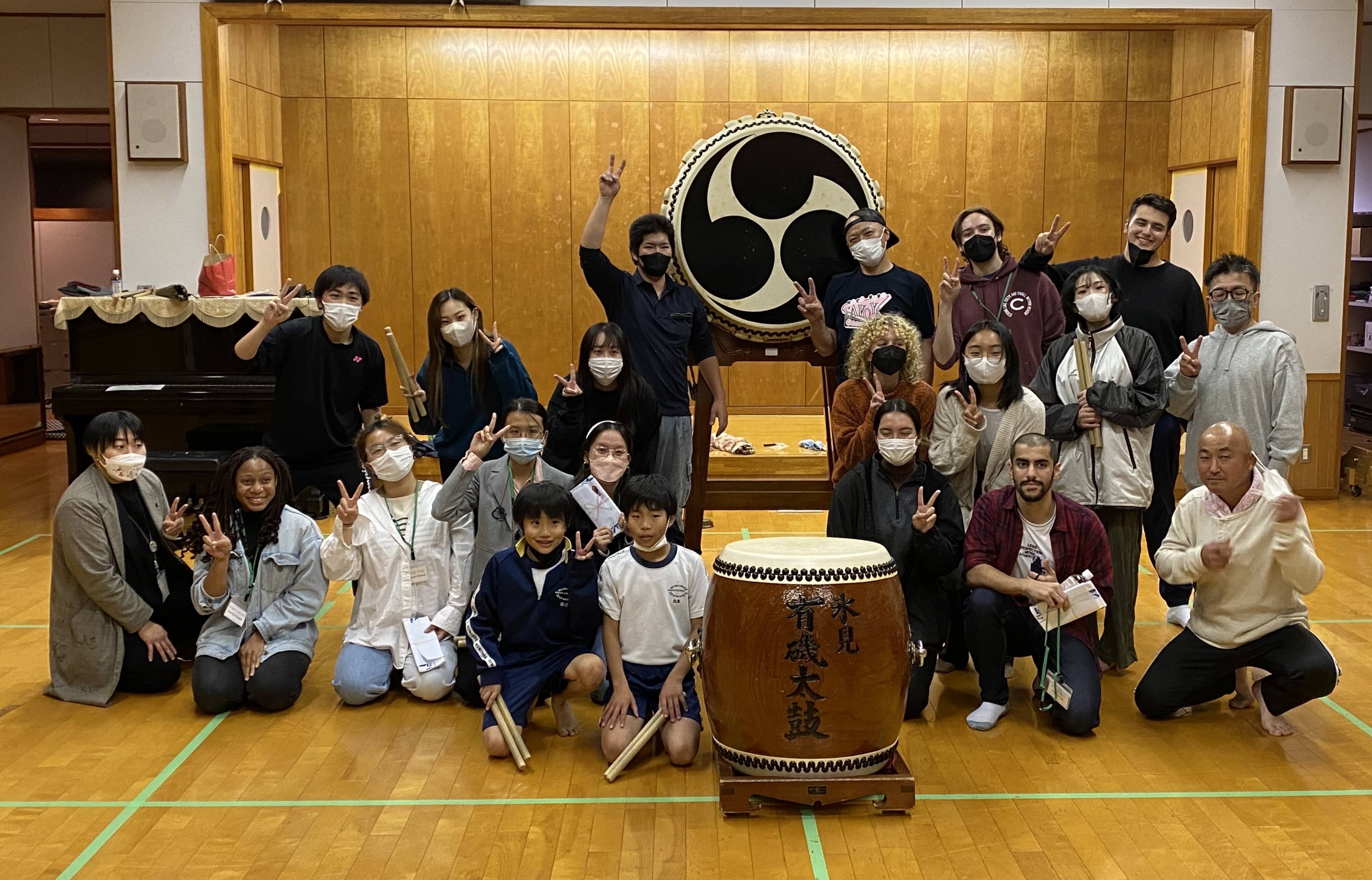 The Japan 2022 Study Group trying Taiko