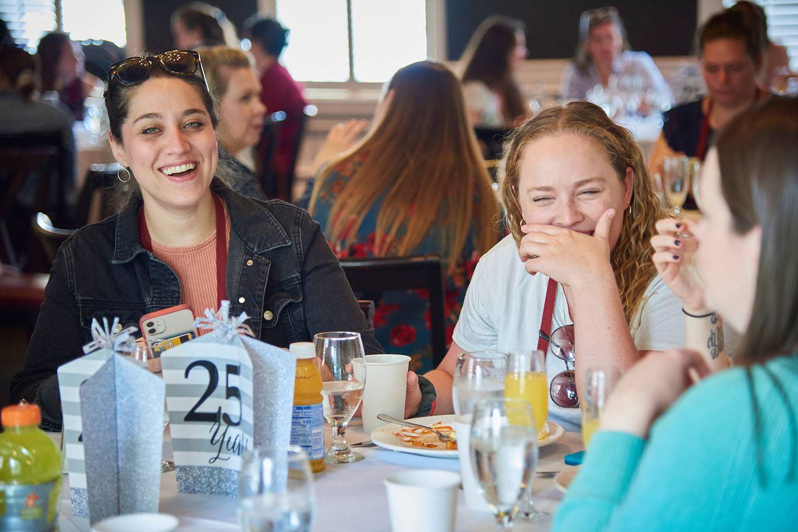 A group of Tri Delta members gather for brunch