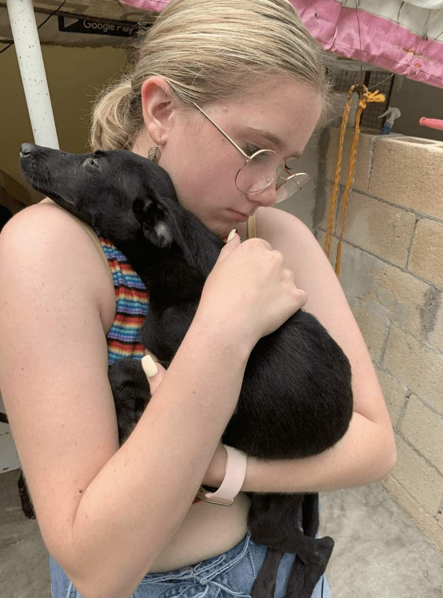 alanna conolly with dog 