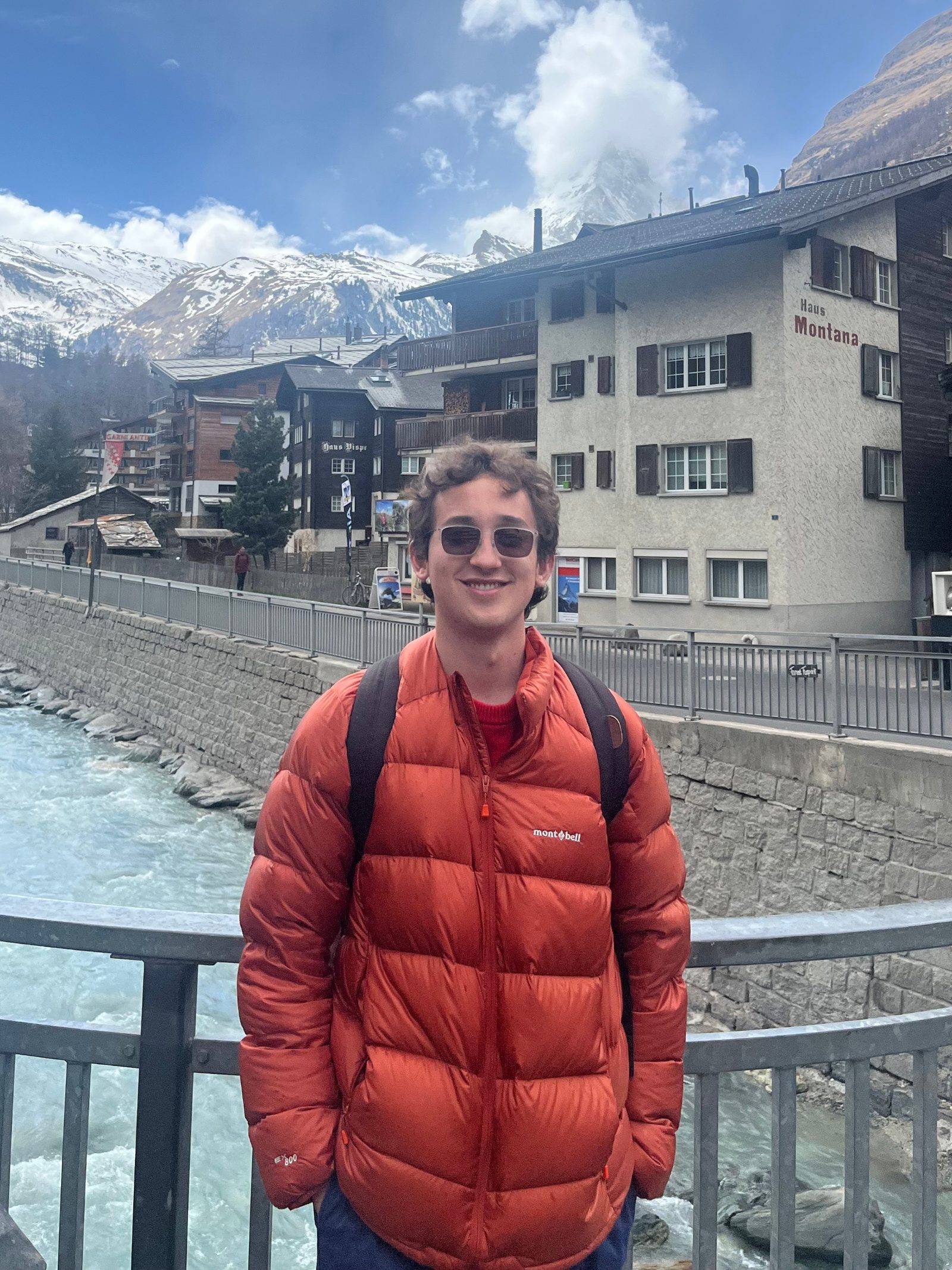 Chris Johnson headshot