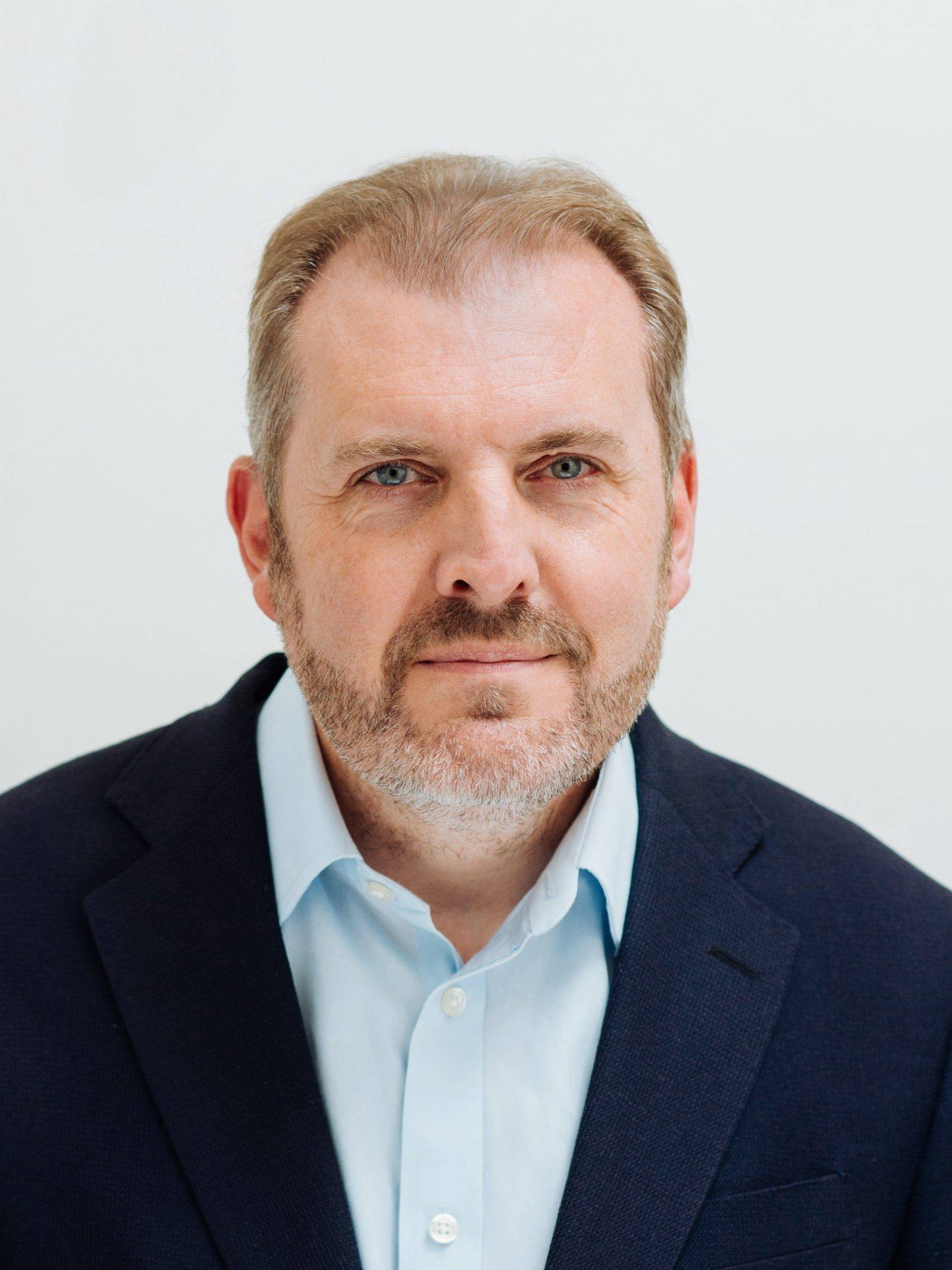 Tom Standage headshot