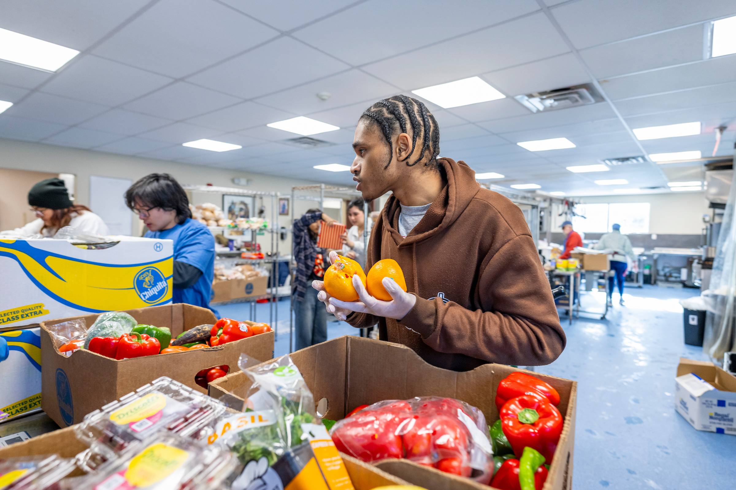 Zach Ardister ’29 volunteer photo