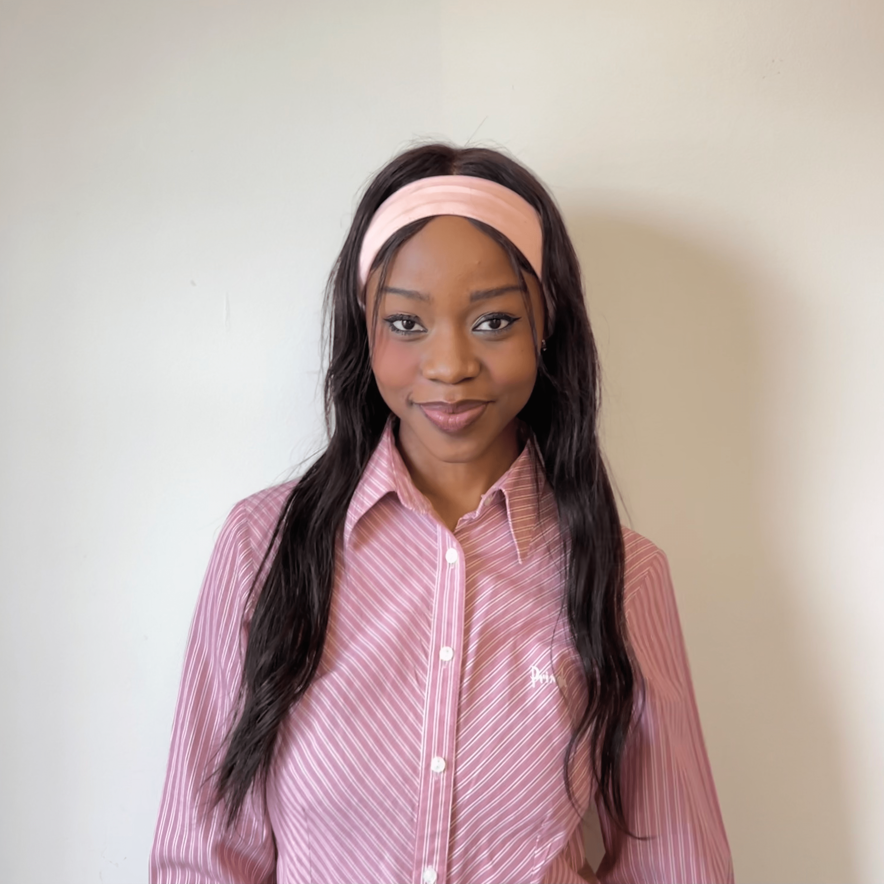 Olwethu Ezell Headshot