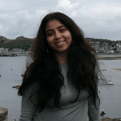 Valentina Mejia Headshot