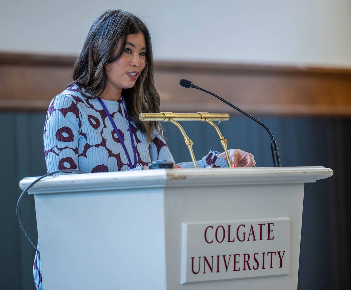 Kanitha Heng Snow ’09 addresses writers conference