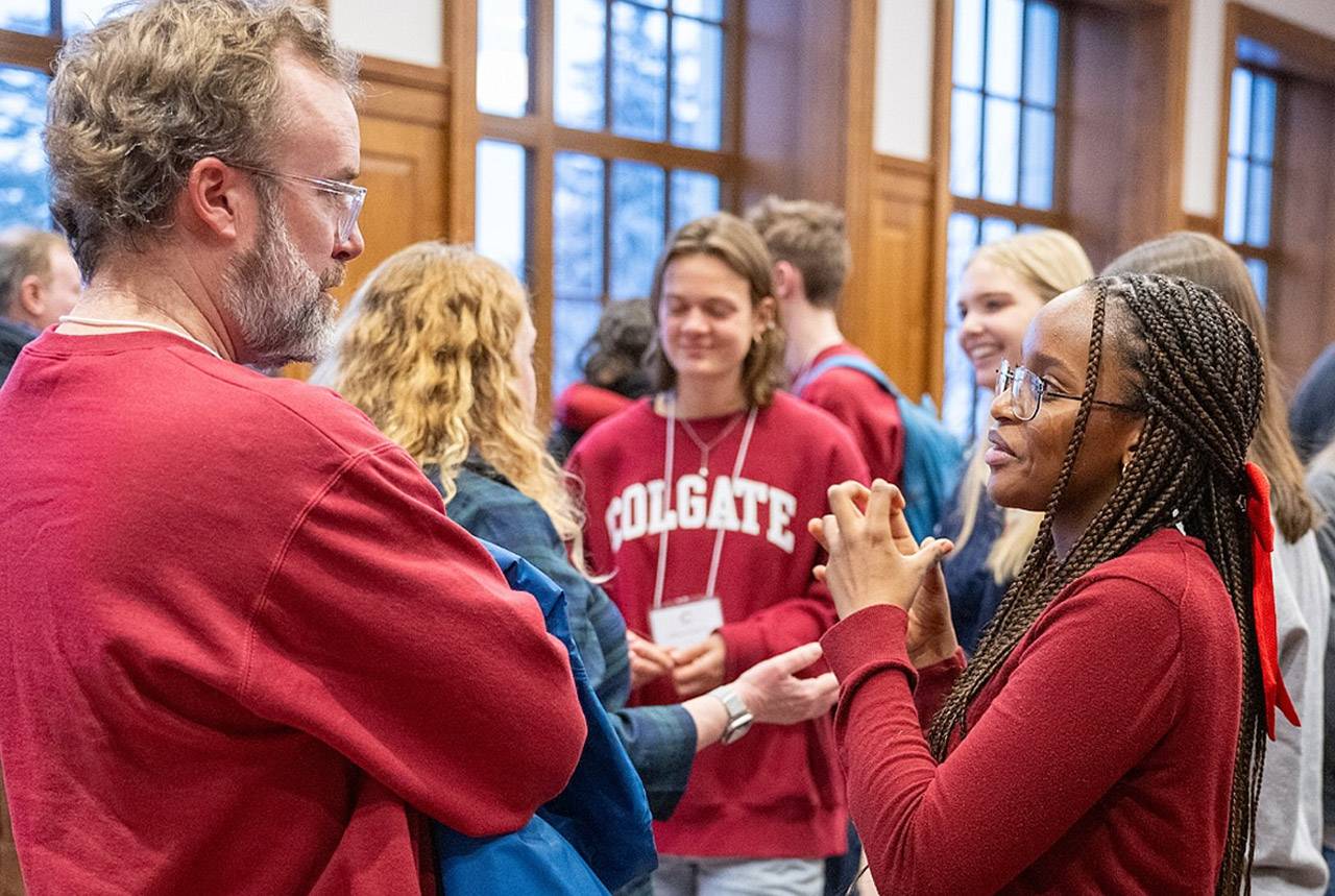 Alumni and students networking