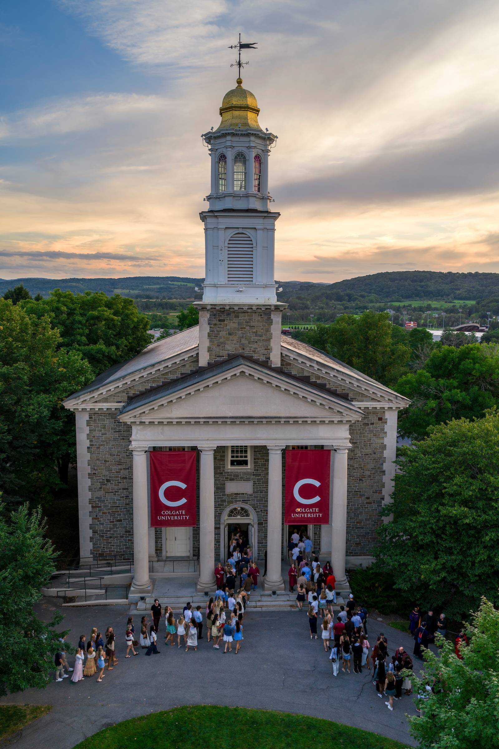 The Class of 2030 lines up to enter the Colgate Memorial Chapel to attend Convocation