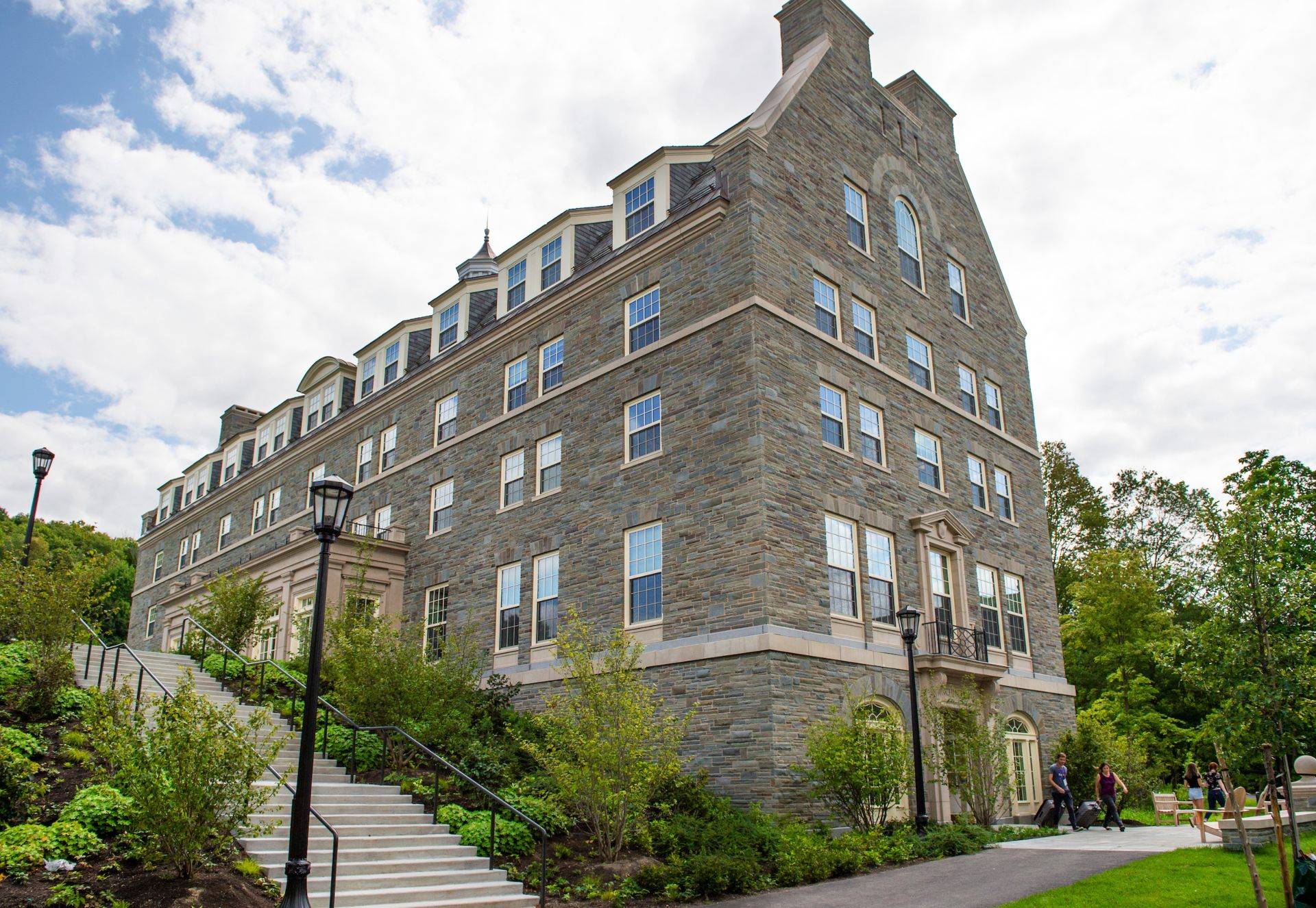 Arrival Day 2019, image of residence hall