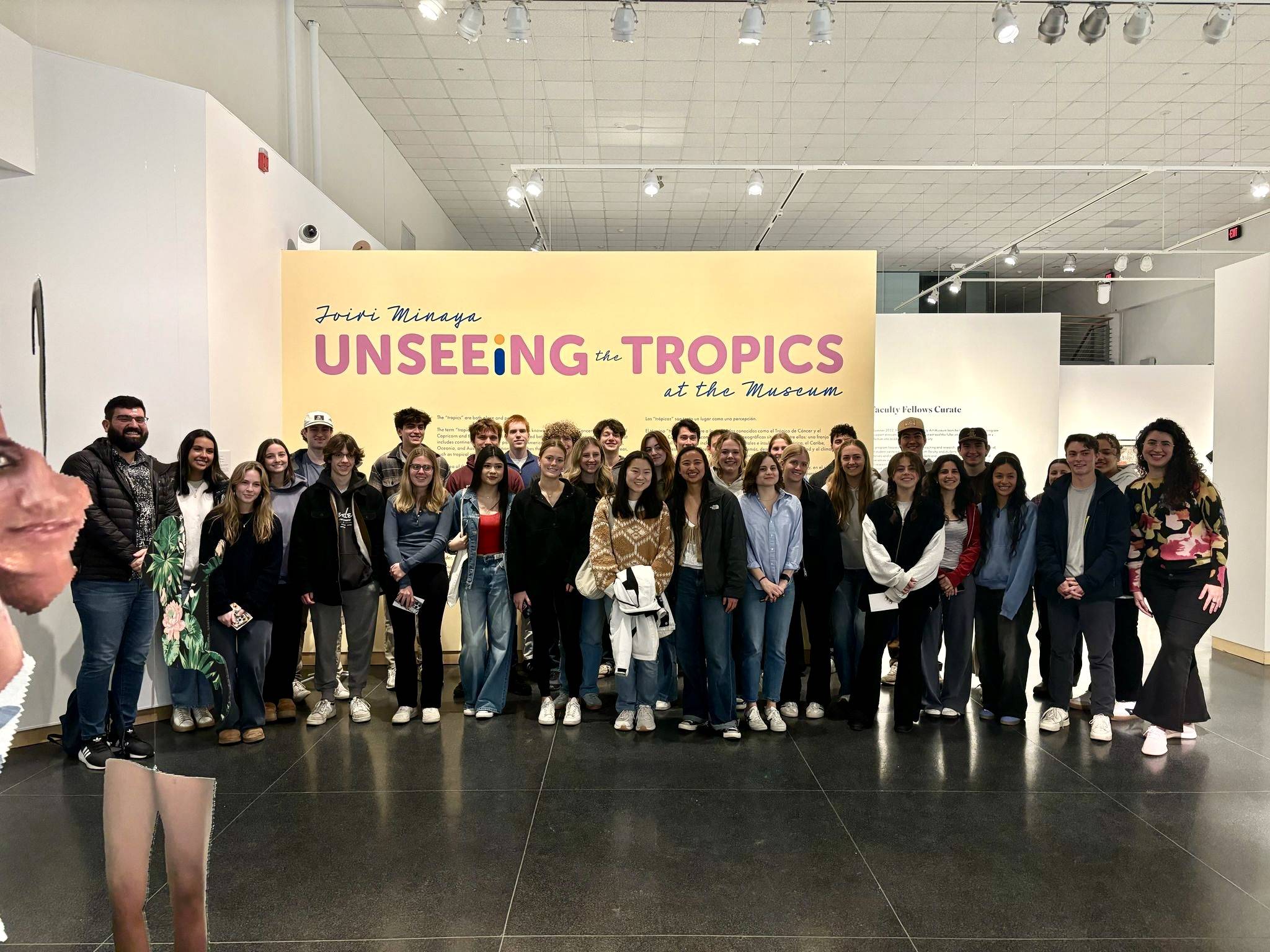 students at Syracuse University Art Museum