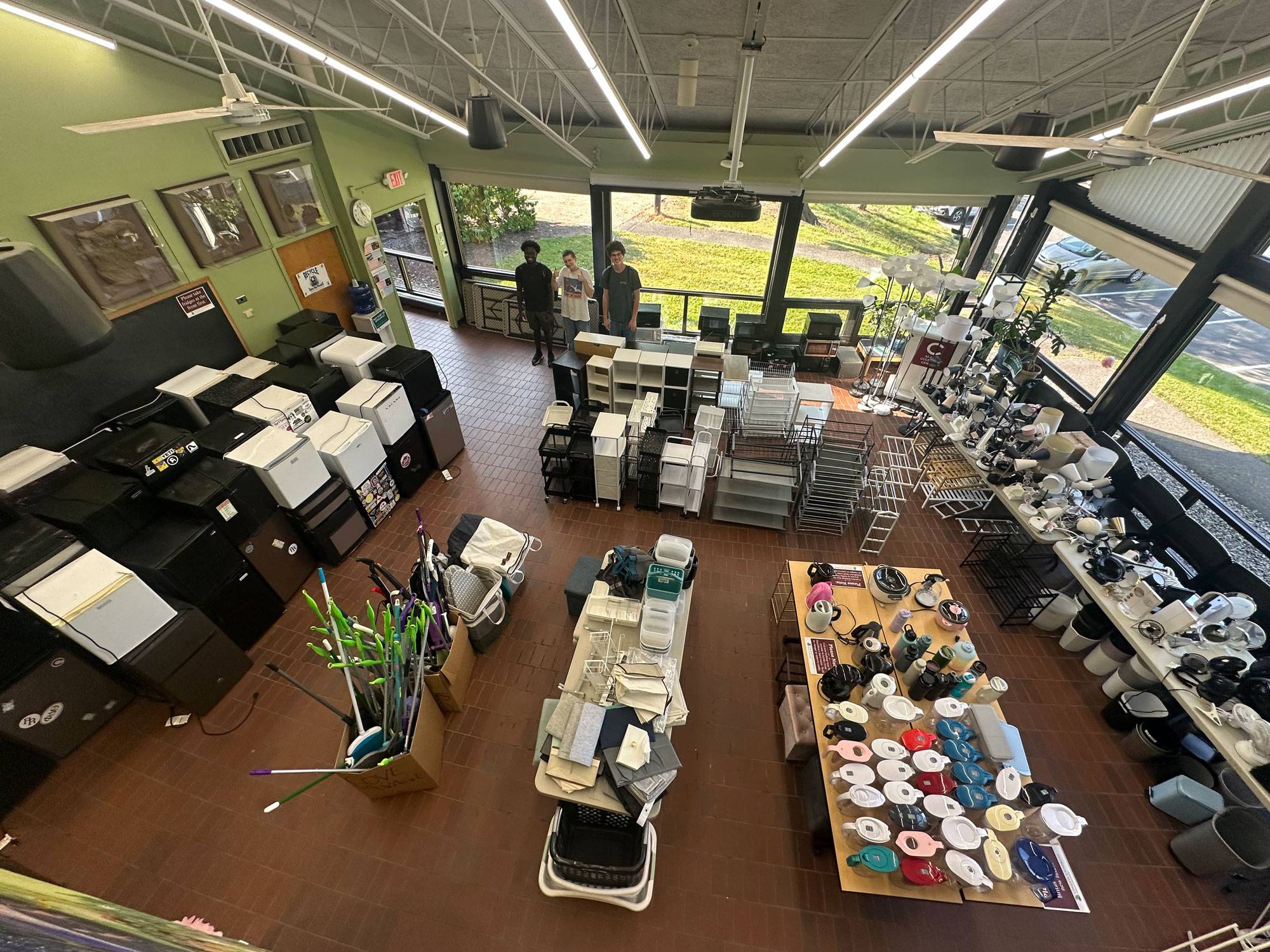 Photo of the Free Store Giveaway in ALANA