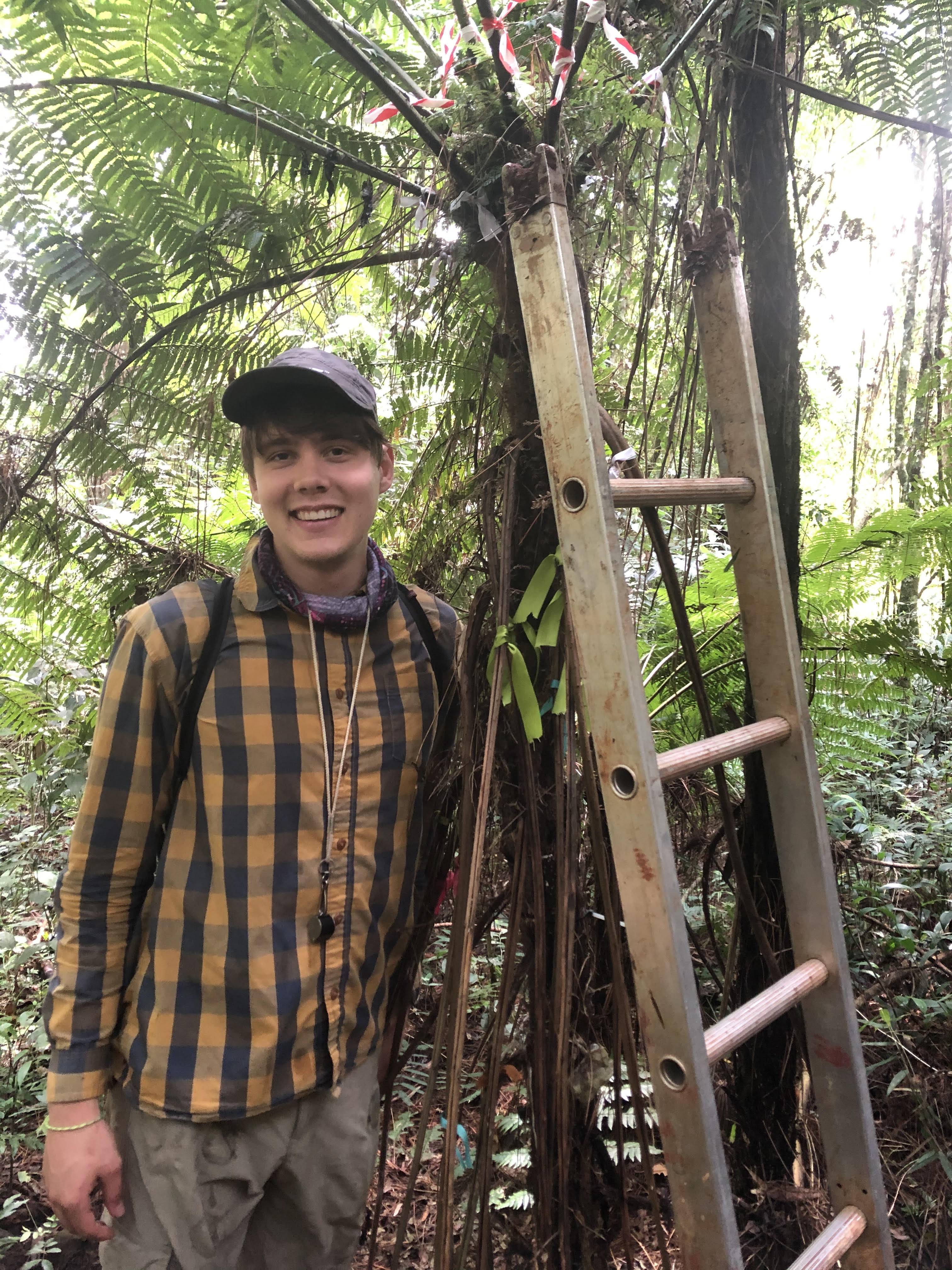 Jacob Watts '21: Exploring Tropical Fern Research Methods and Learning Spanish