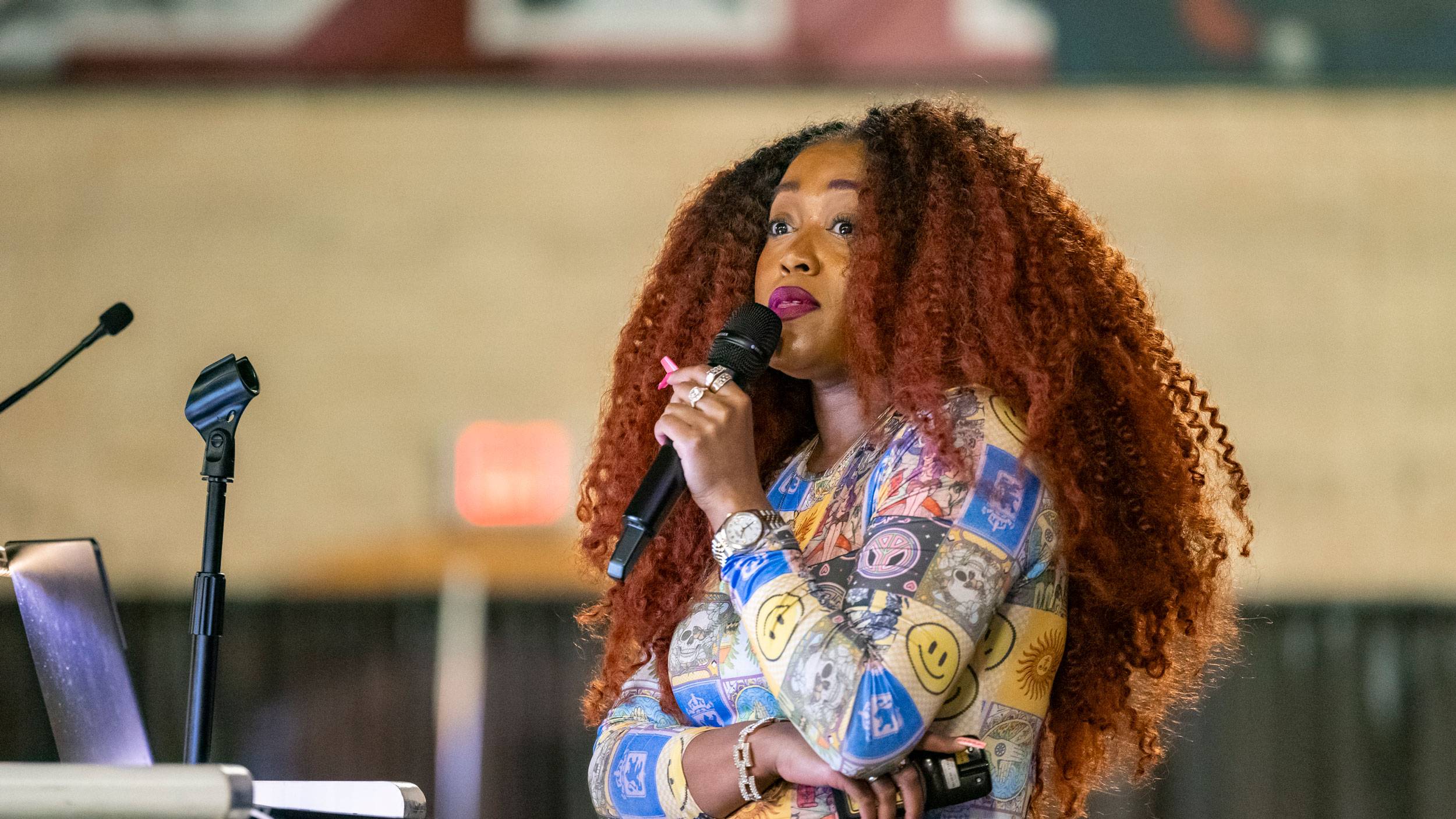 Courtney Richardson ’08 speaks at podium