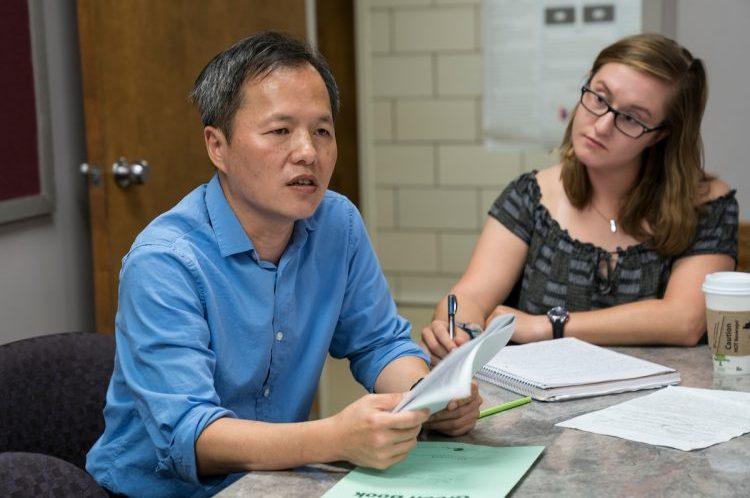 Wan-chun Liu, Assistant Professor of Neuroscience, teaches a class.