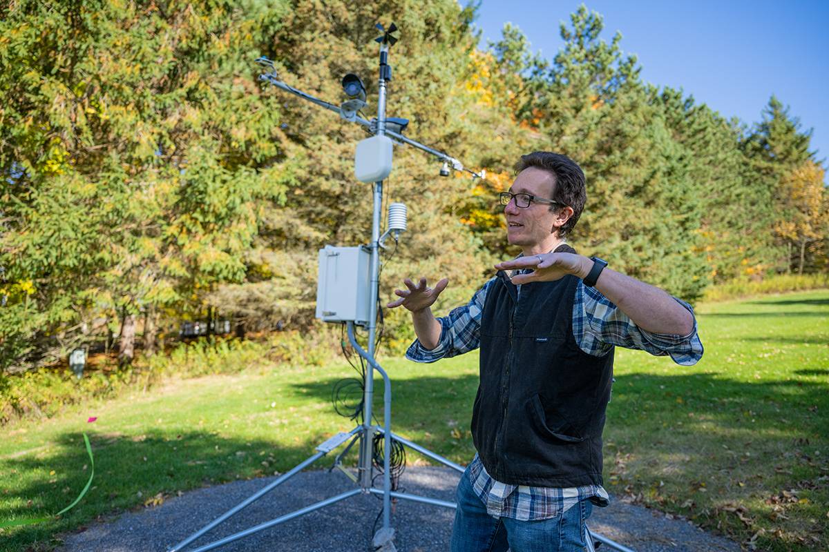 Assistant Professor of Earth and Environmental Geosciences Joe Levy speaks to students gathered for the official launch of the Colgate Climate Network. 