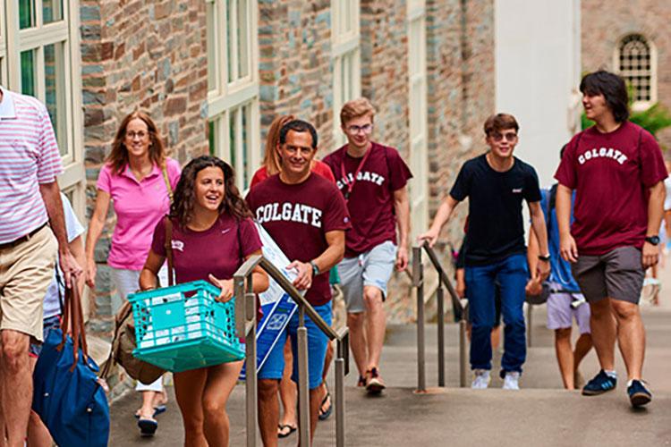 New students moving in