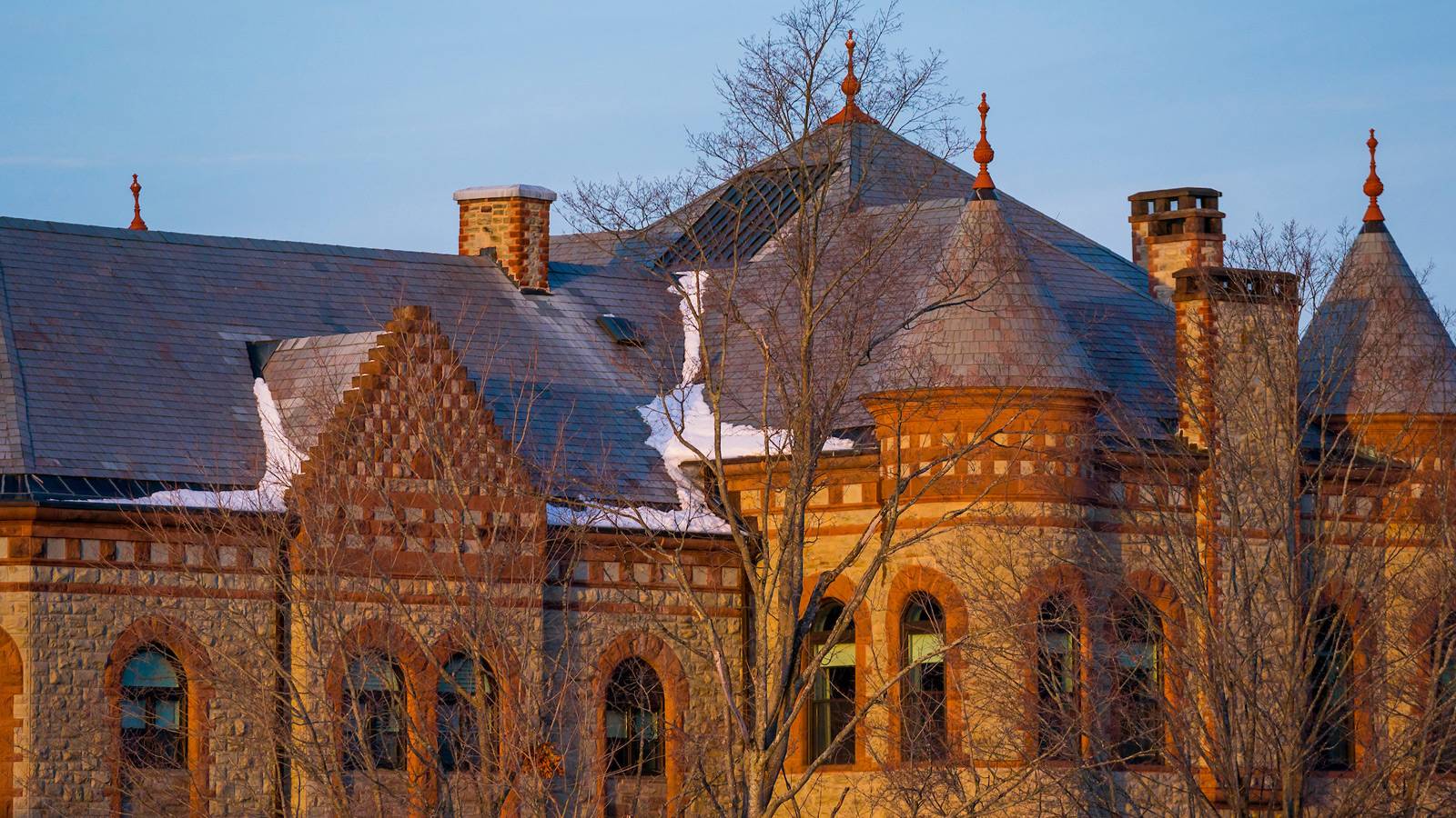 James B. Colgate Hall on a winter day.