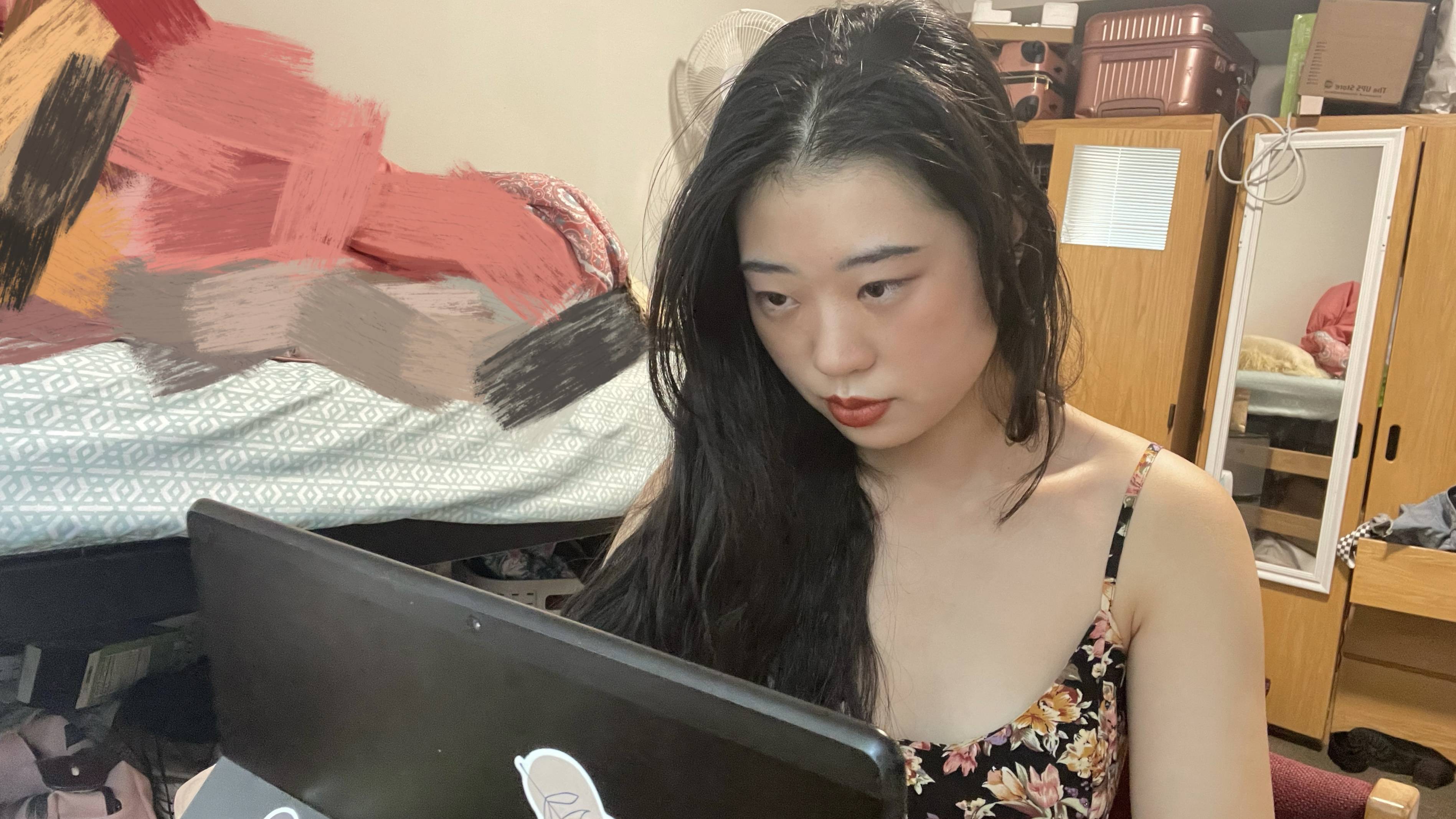 Claire Chen ’24, working on her research
