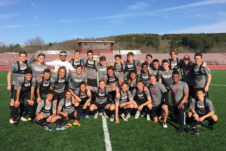 Colgate men's soccer team photo with Rob Stone ’91